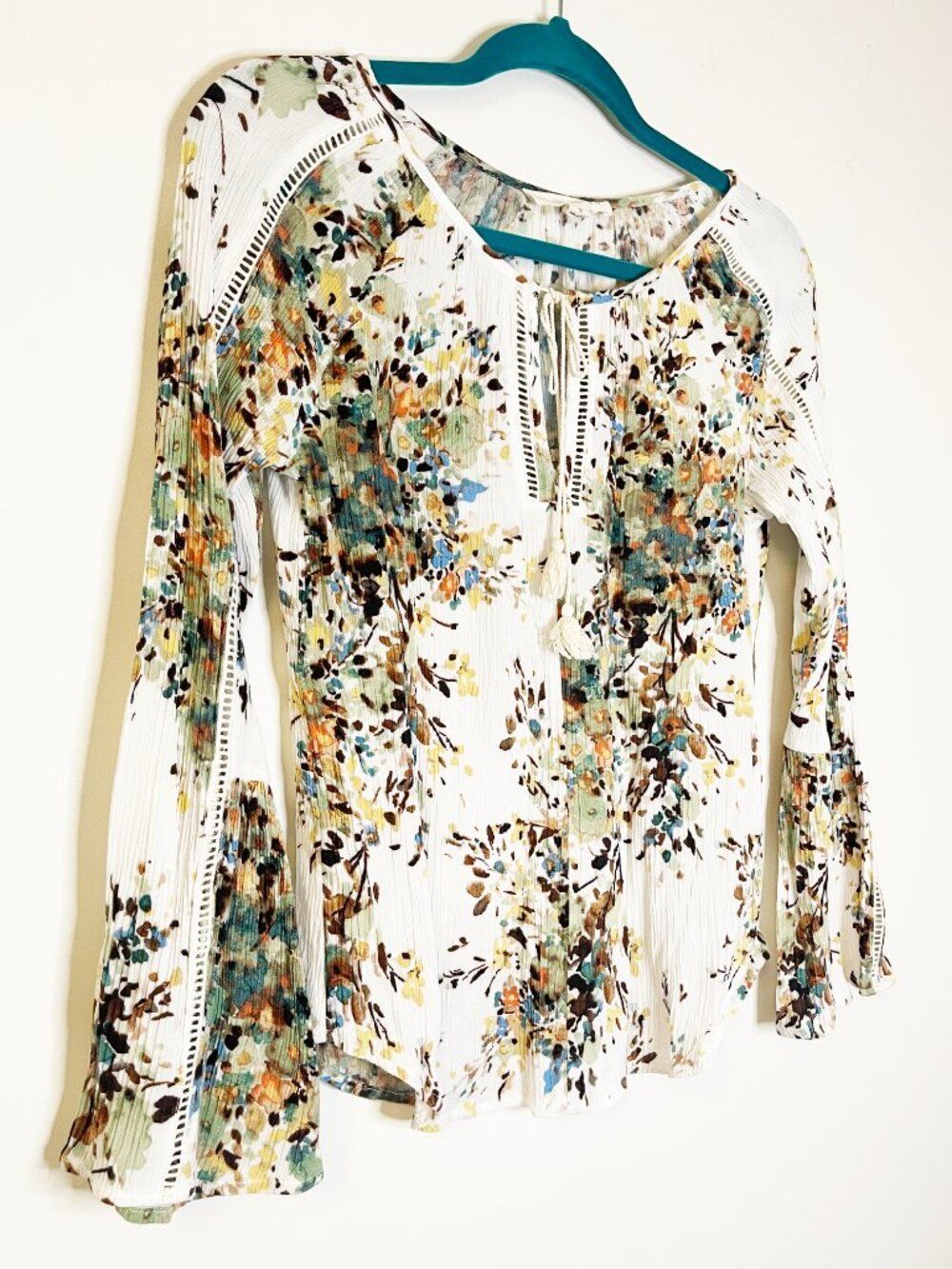 Lovestitch Floral Peasant Blouse Size Small Boho Bell Sleeve Tassel Tie Top - Picture 7 of 9